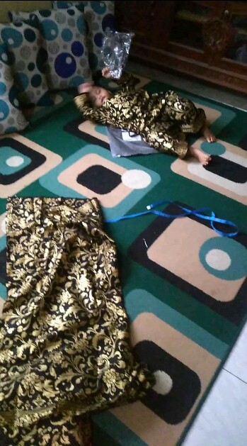Promo Batik Couple Keluarga Sarimbit Sania Ruffle Batik Ori Ndoro Jowi Motif Bakung