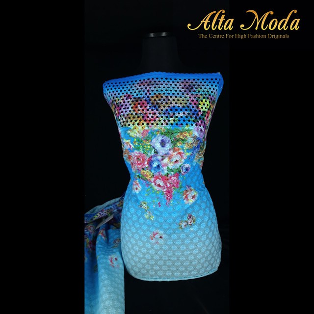 

Alta Moda Katun Bordir Motif Bunga Lukis Gradasi Soft Blue (1M)