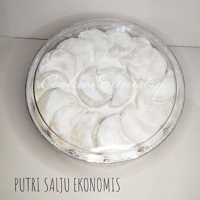 

PUTRI SALJU NON WISMAN