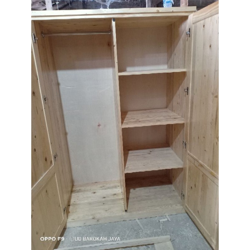 lemari baju/lemari kayu jati belanda