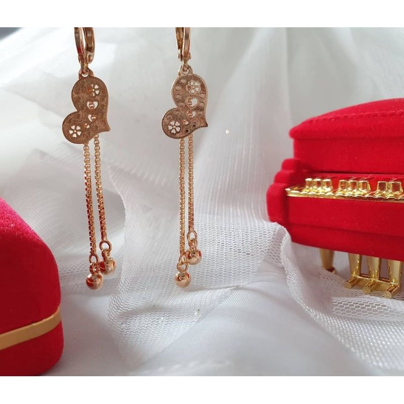 Anting - anting love