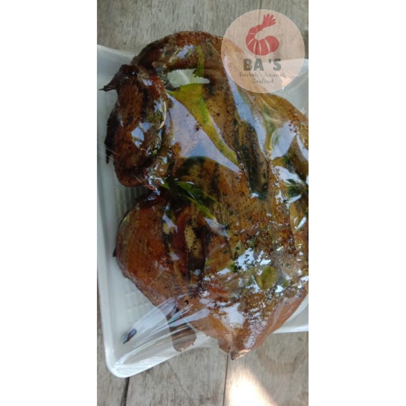

Ayam Asap Bathok Kelapa Khas Jawa Timur Sidoarjo