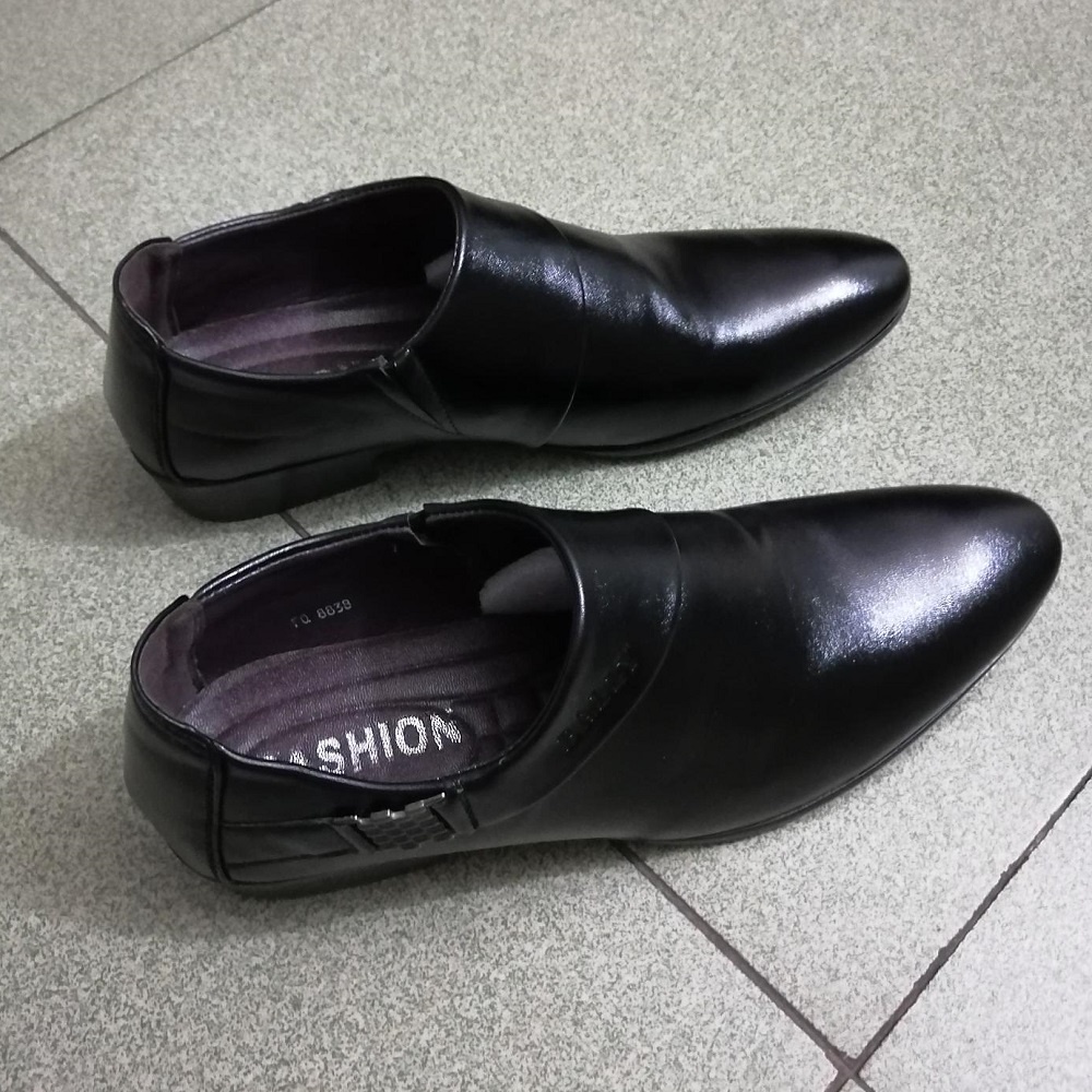 COD Fashion Sepatu Pria Slip On Pantofel Tanpa Tali Hitam Coklat Pria Sepatu Fantofel Kerja Kantor Dewasa Laki Laki 070