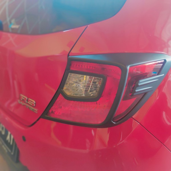 Garnis belakang allnew brio 2019 black doff