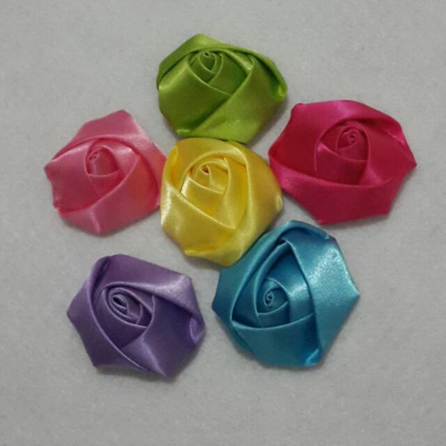 Rosebud mix warna