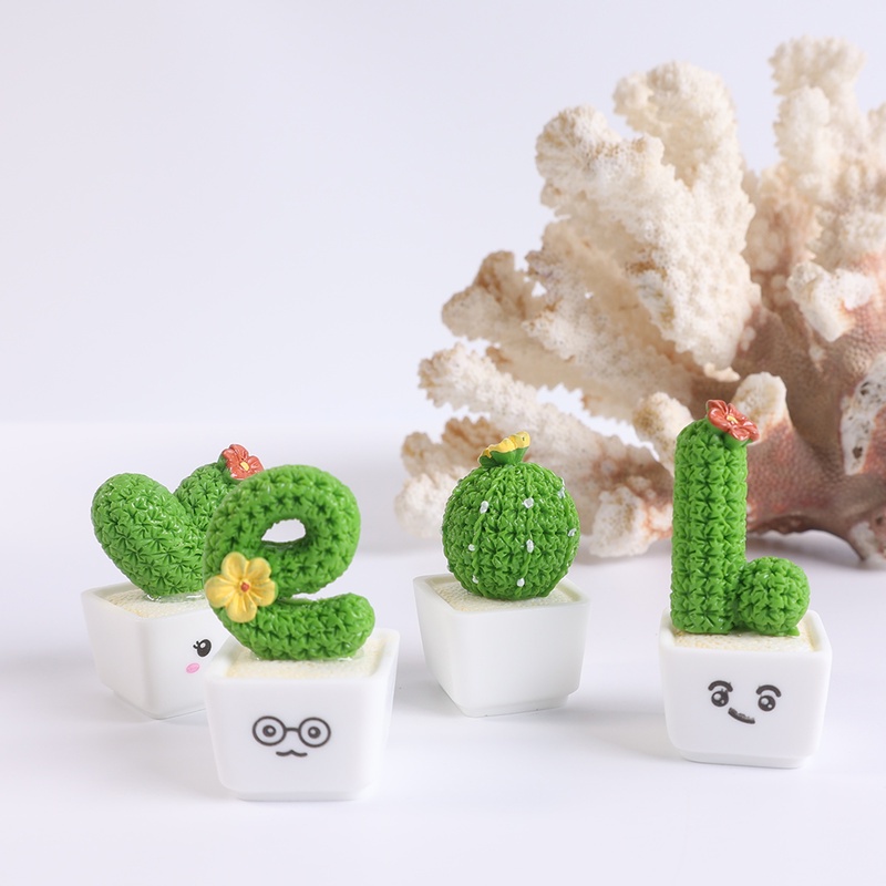 Creative Small Fresh Resin Cactus Ornament / Miniatures Landscape Cactus Figurines / For Home Car Office Desktop Decor