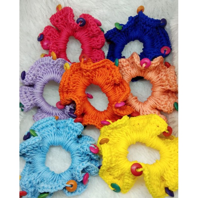 SCRUNCHIE IKAT RAMBUT RAJUT