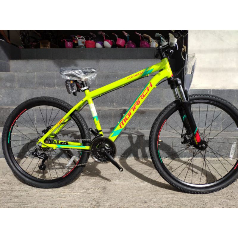 Sepeda Polygon Monarch 4