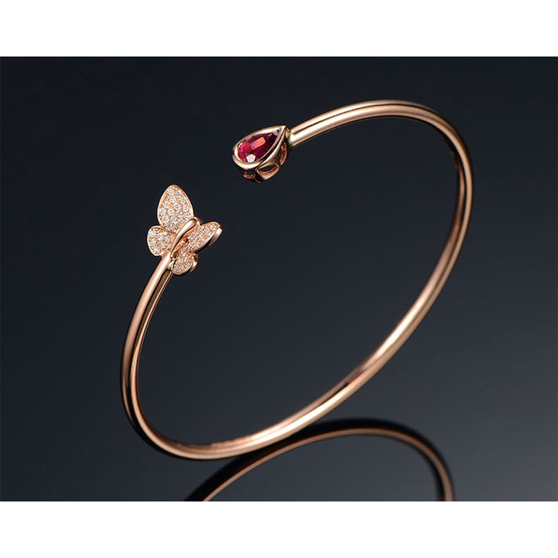 Gelang Model Terbuka Desain Kupu-Kupu Aksen Berlian Bahan Stainless Steel Gaya Korea Untuk Wanita
