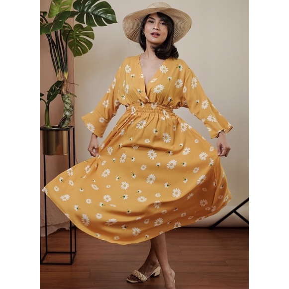 Vanesa wear Long Dress