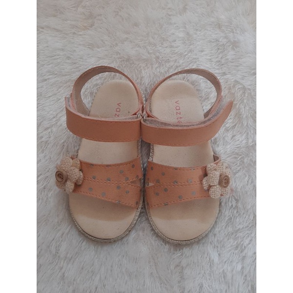 sepatu sandal anak merk vaztelio second atau bekas