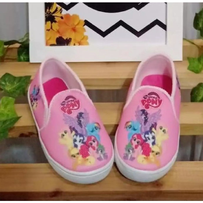 SEPATU SNEAKER TANPA TALI BABY/ANAK MOTIF PONY