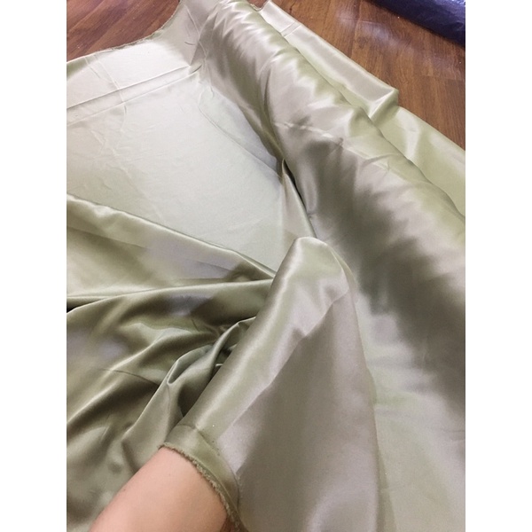 Kain Satin Velvet RobertoCavali warna Sage Green