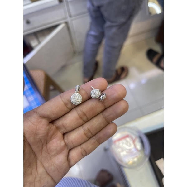 giwang dan anting berlian eropa