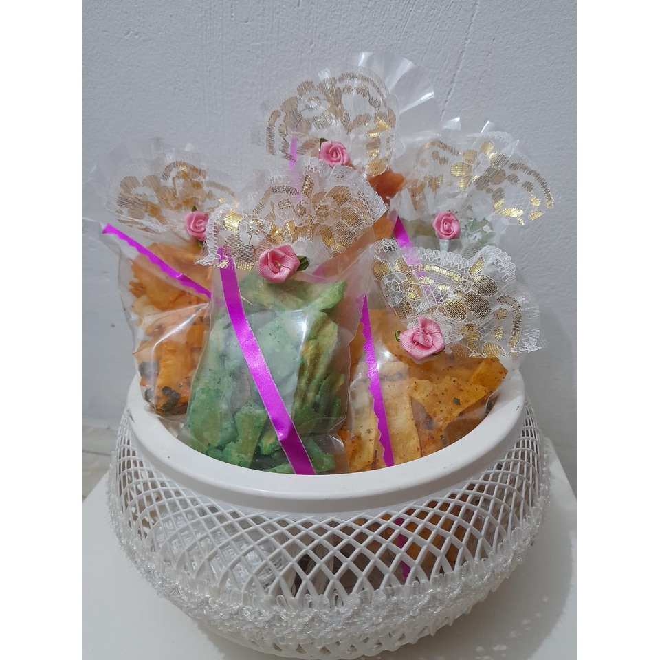 

Souvenir snack pernikahan ulang tahun aqiqah baby shower Khitanan isi keripik