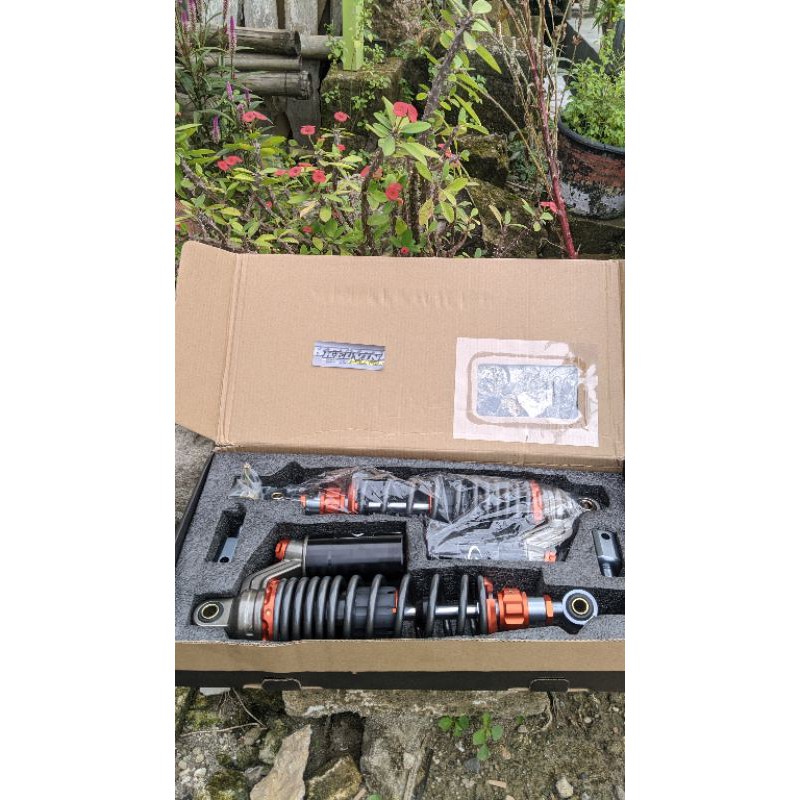 SKOK REPLIKA KTC// UK 32