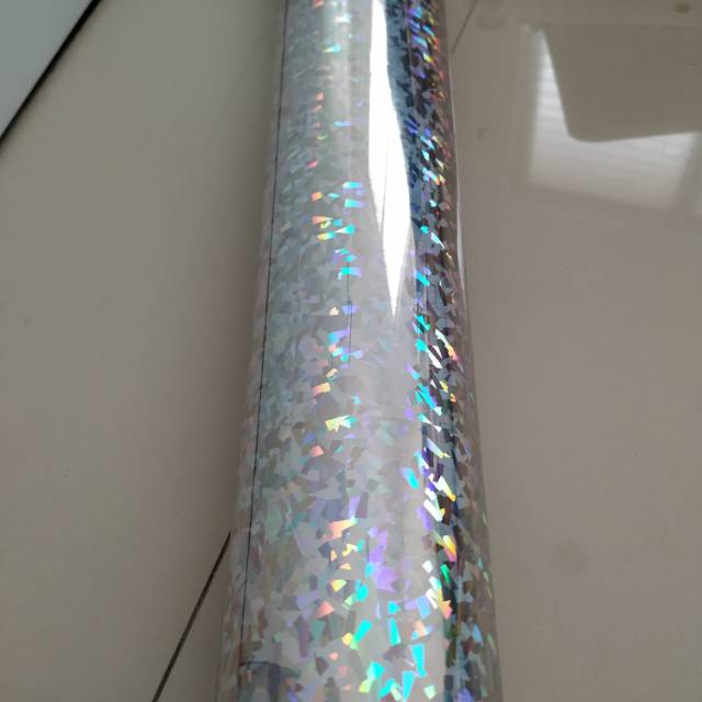 

STICKER HOLOGRAM MOTIF PECAH KACA 20CM X 1 METER