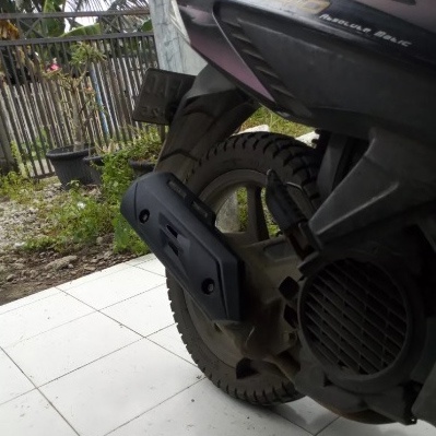 Cover Tameng Tutup Knalpot Vario 110 Fi Esp l Sparepart Variasi Pelindung Knalpot Vario 110 FI ESP 2018 Kualitas Standar Original Murah