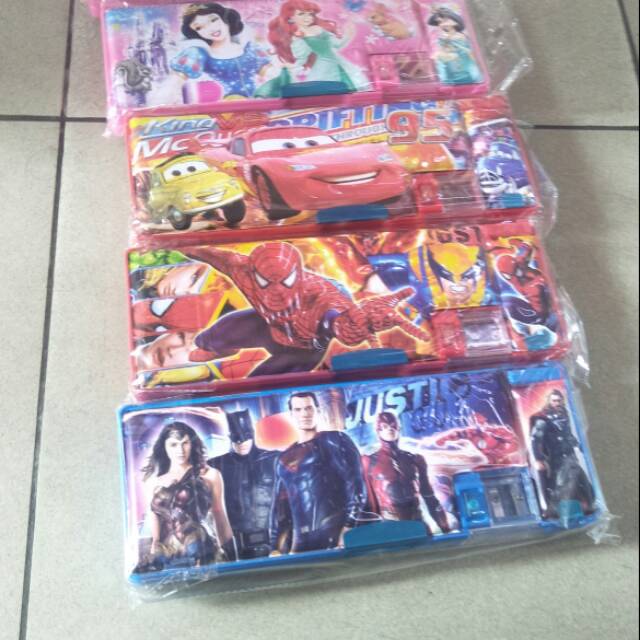 

Tempat pensil anak berkarter animasi /magnet 2 / pelengkapan sekolah/stationary