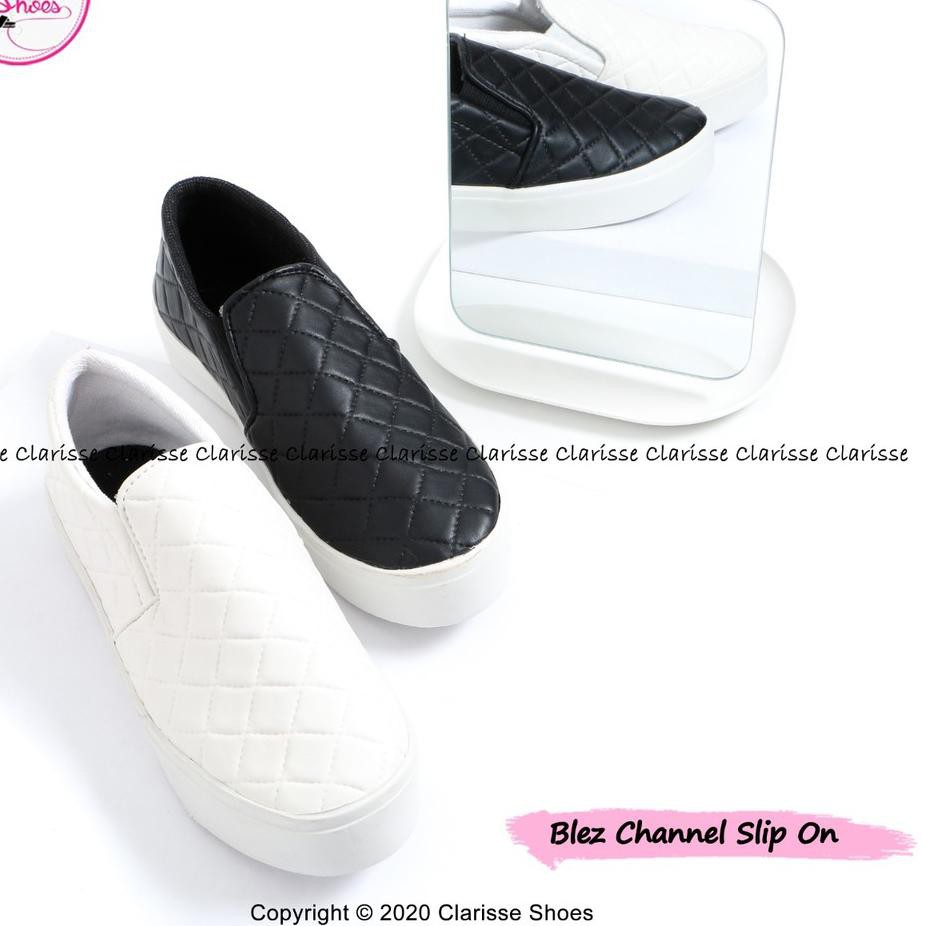 "-909 Clarisse Slip On Casual BLEZ CHANELL Women Shoes Hitam Dan Putih Casual 