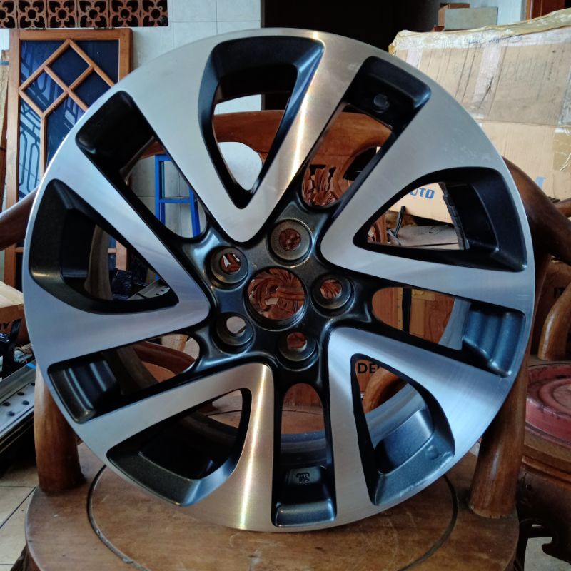 Velg Mobil Toyota SIENTA R16, Lubang PCD 5100 (original)