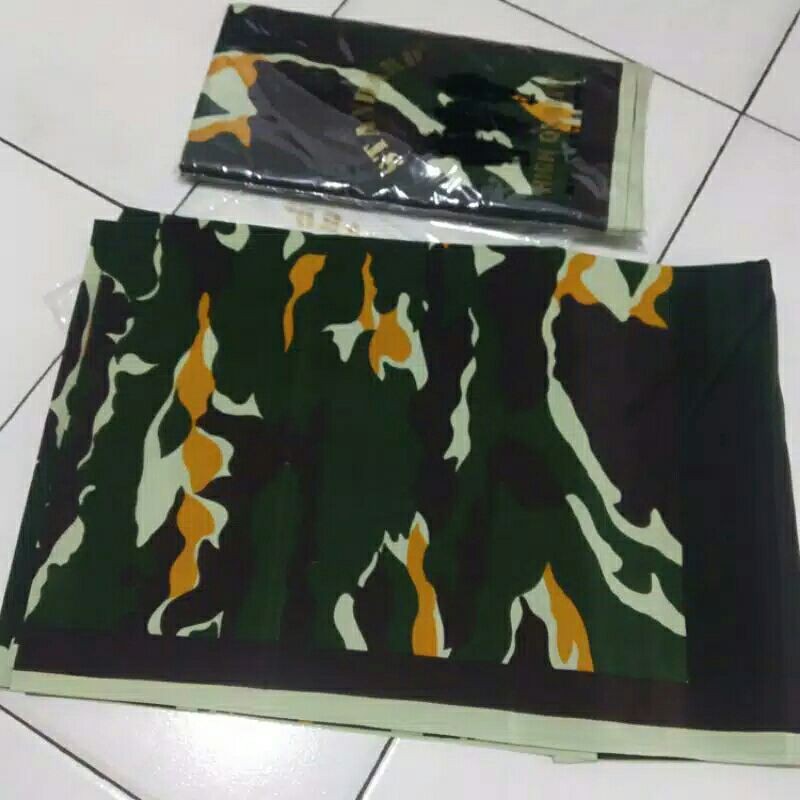 Sarung Tenun Motif Loreng Brimob/Sarung Loreng Brimob
