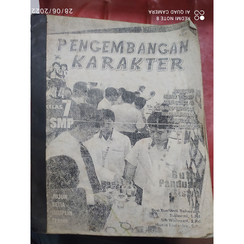 Buku Pengembangan Karakter SMP Kelas 7 /  VII BPK Gunung Mulia, Yunianti Rahardjo dkk.