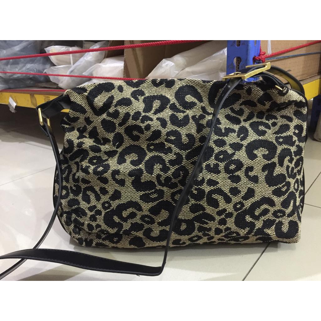 BJ15543 - BLACK/COFFEE - TAS BAHU SHOULDERBAG LEOPARD WANITA FASHION IMPORT MODIS ELEGAN TERMURAH TERLARIS TERBARU BAGSTORE JAKARTA TAS BATAM EL5543 LT2013 GT1913 BQ3429