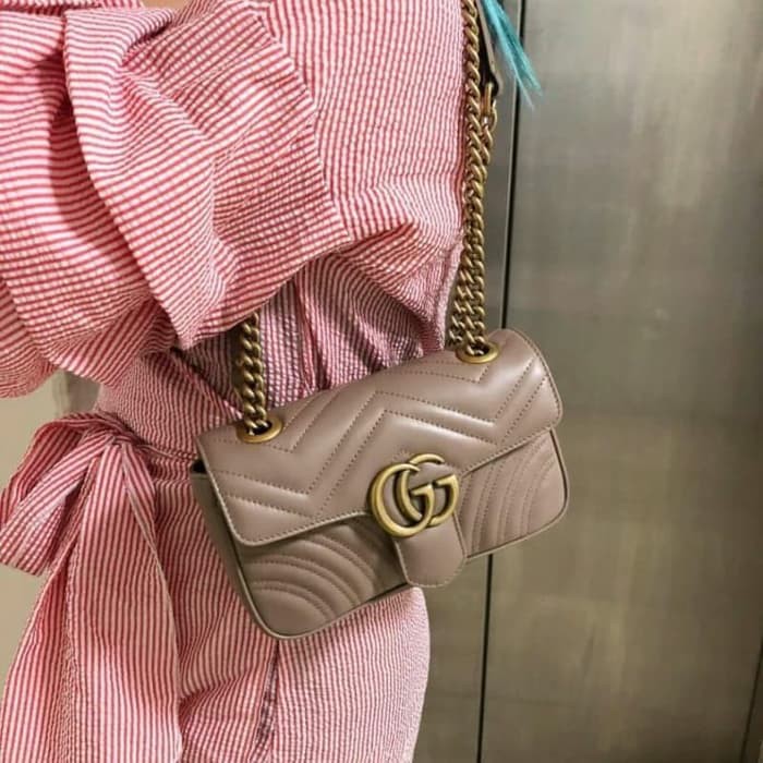 small gg marmont matelassé shoulder bag