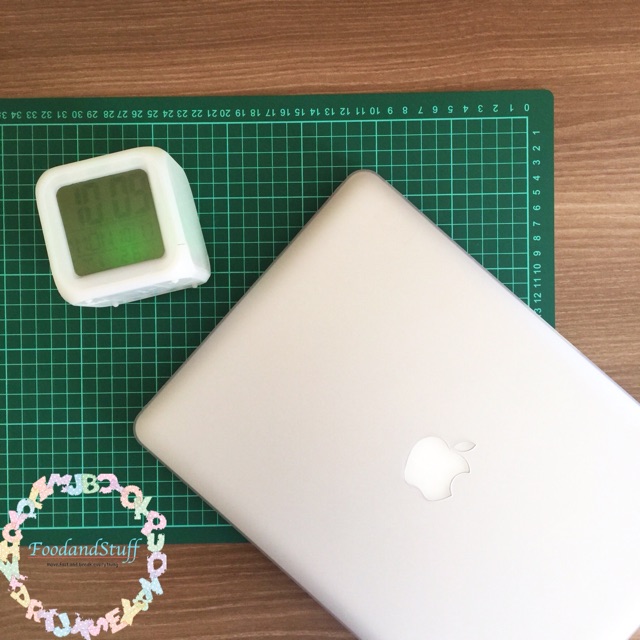 MACBOOK Case MATTE WHITE NEW AIR PRO RETINA 11 12 13 14 15 16 INCH NON /  WITH CD ROOM / TOUCHBAR / TOUCH ID / M1 2020 2021 2022