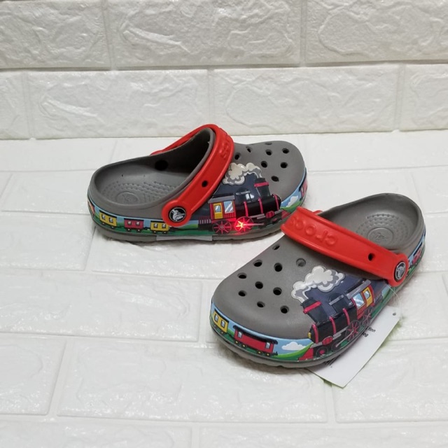 Crocs Sandal Lampu LED Anak Cowok Train Ready Stock 25-35