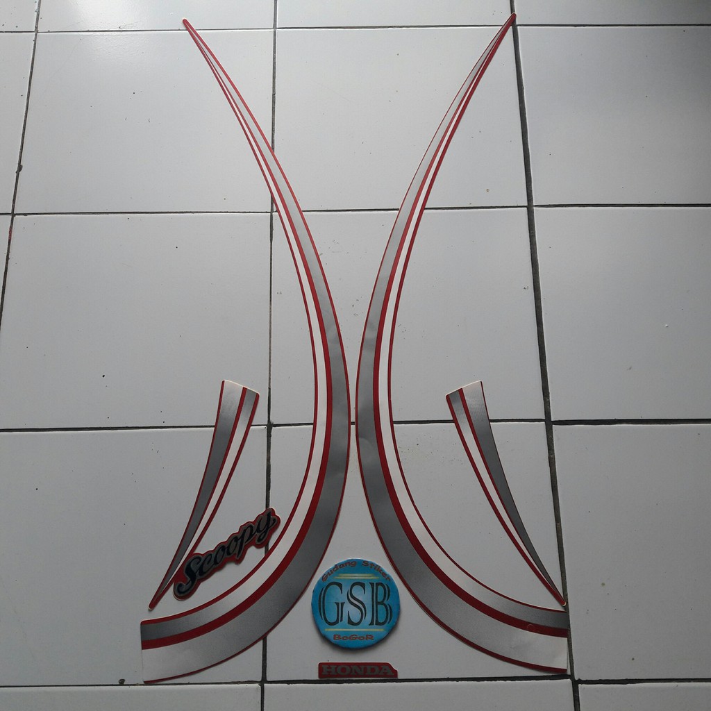 stiker striping Scoopy 2012 merah