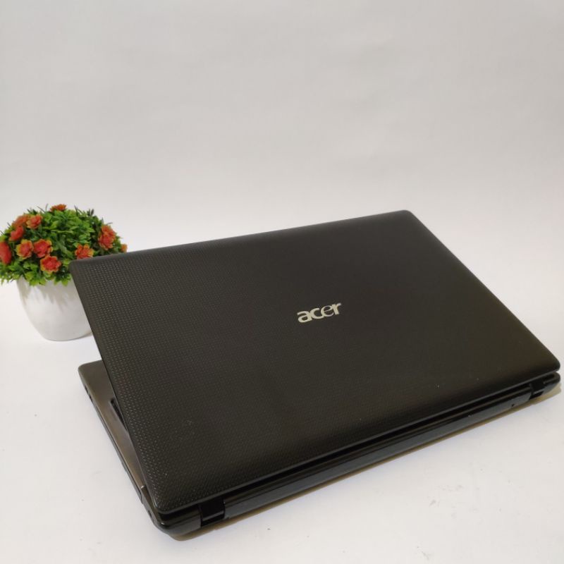 laptop kencang acer aspire  - core i7 - ram 16gb ssd 256gb