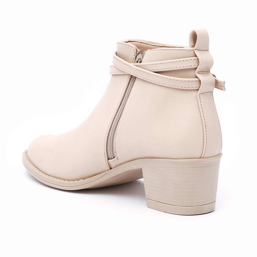 KHK by Khakikakiku Jill Cream Boots