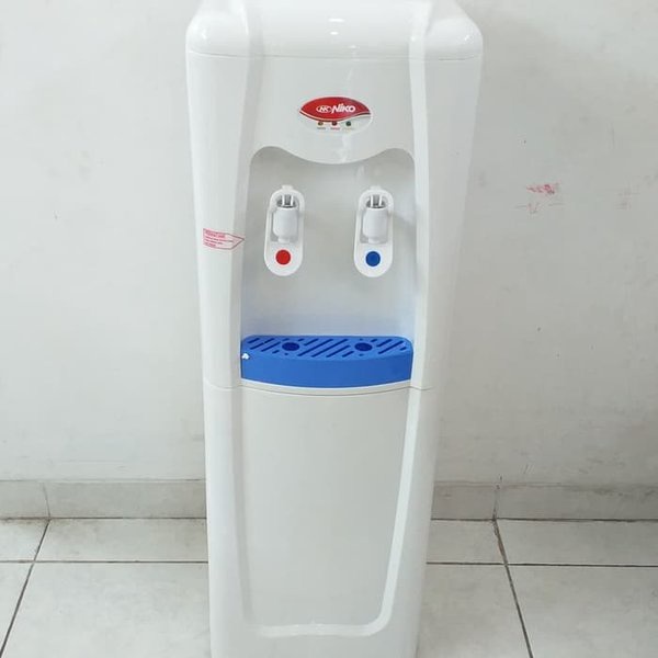 NIKO DISPENSER TINGGI PREMIUM 19HN