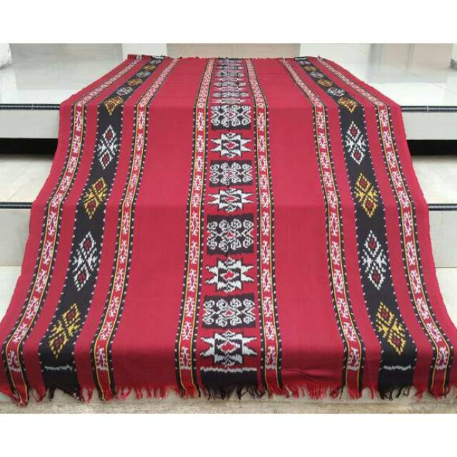 TENUN ETNIK JEPARA TENUN TORAJA TENUN BLANKET JEPARA HALUSA