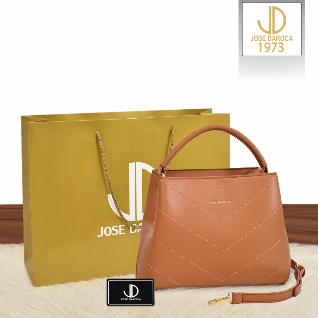 

Tas Original JOSE DAROCA 1973 (Paper Bag Besar)