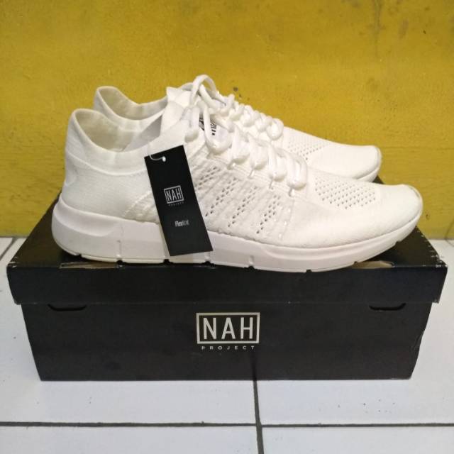 NAH PROJECT YOGA SERIES TRIPLE WHITE