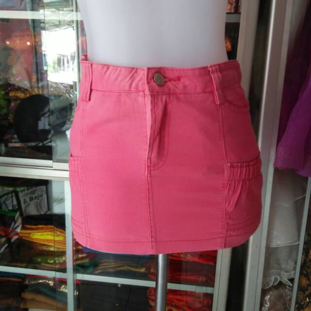 Rok levis pendek