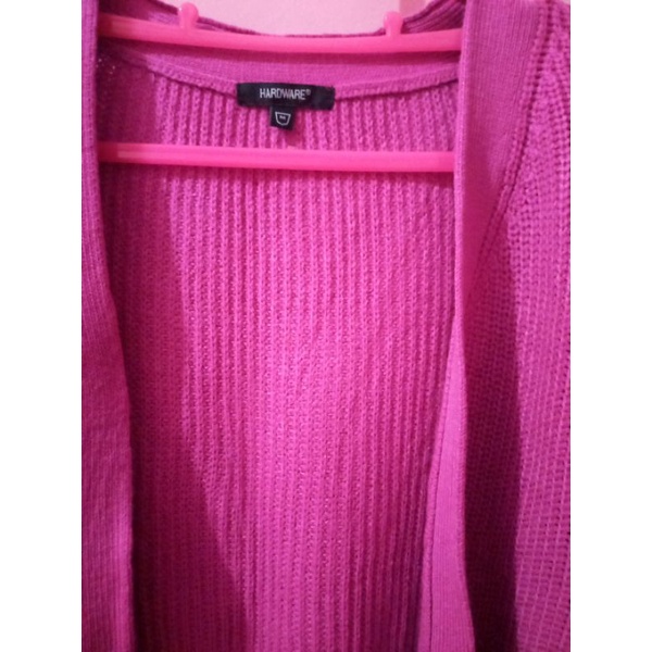 sweater rajut hardware
