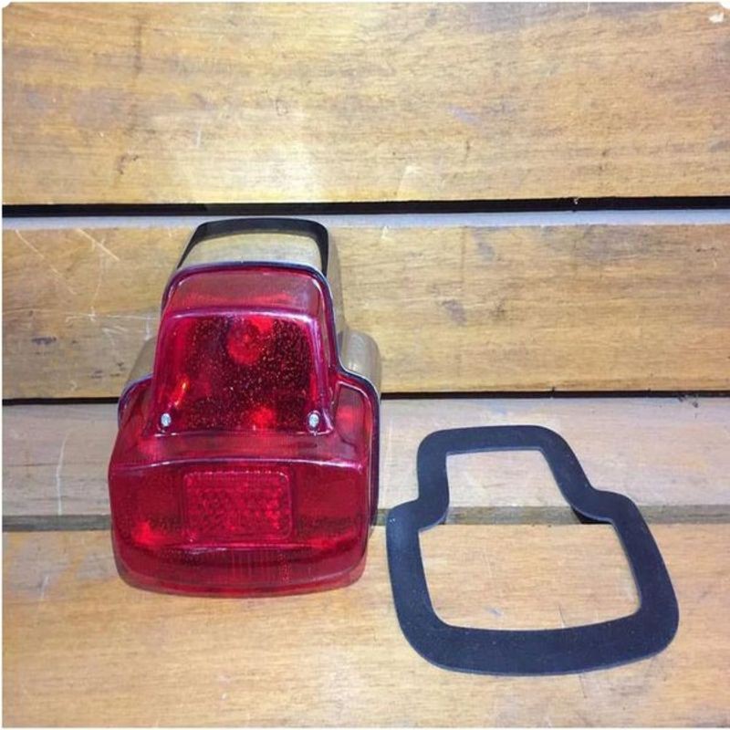 TERMURAH Stoplamp Lampu belakang vespa super sprint model trapesium impor vemsa
