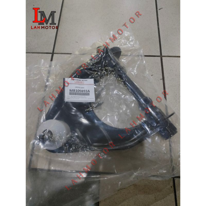 Upper arm sayap atas L300