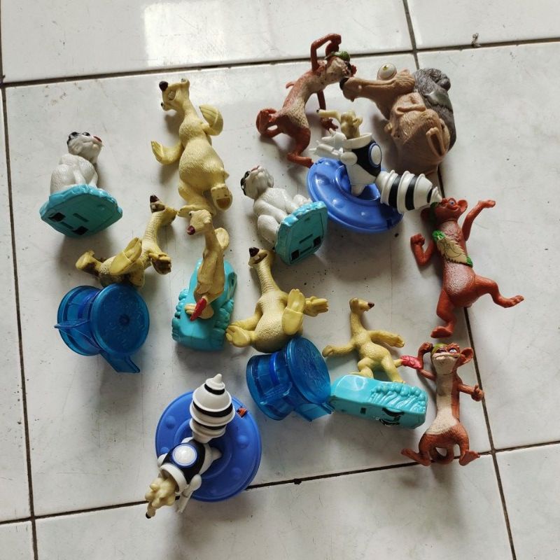 ICE AGE MAINAN MCD HAPPY MEAL