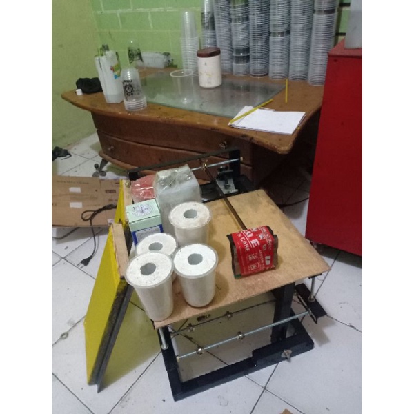 mesin sablon cup 3 in 1,bisa buat sablon botol,dan plastik.bahan full besi