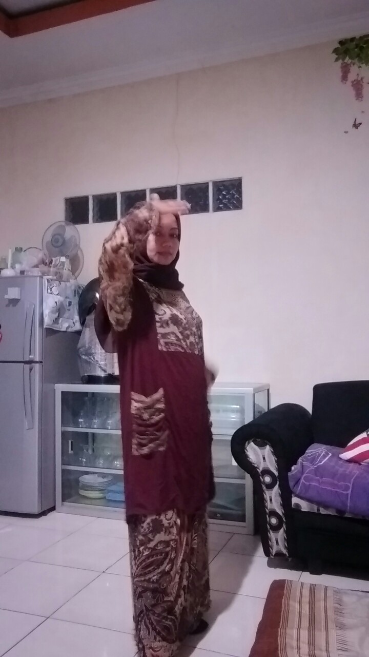 Gamis Batik Reverie 31 Maroon Motif By Ifa