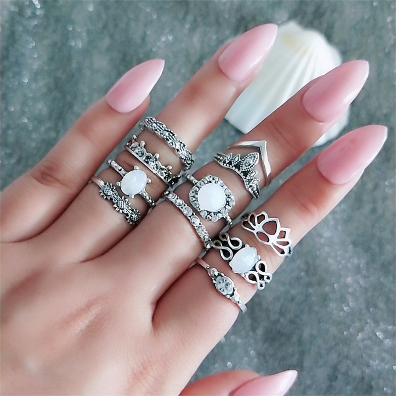 11pcs / Set Cincin Knuckle Desain Totem Gemstone Hollow Untuk Wanita