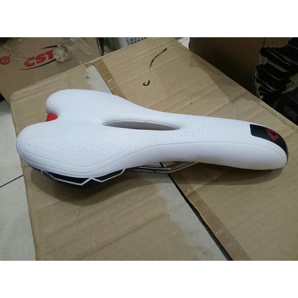Termurah Sadel Vader Putih Hole Lubang