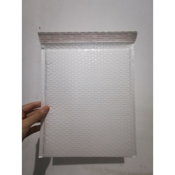 

kemasan amplop bubble 24 x 29 cm