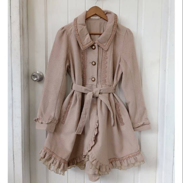 Preloved coat axes femme