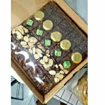 

BROWNIES MURAH